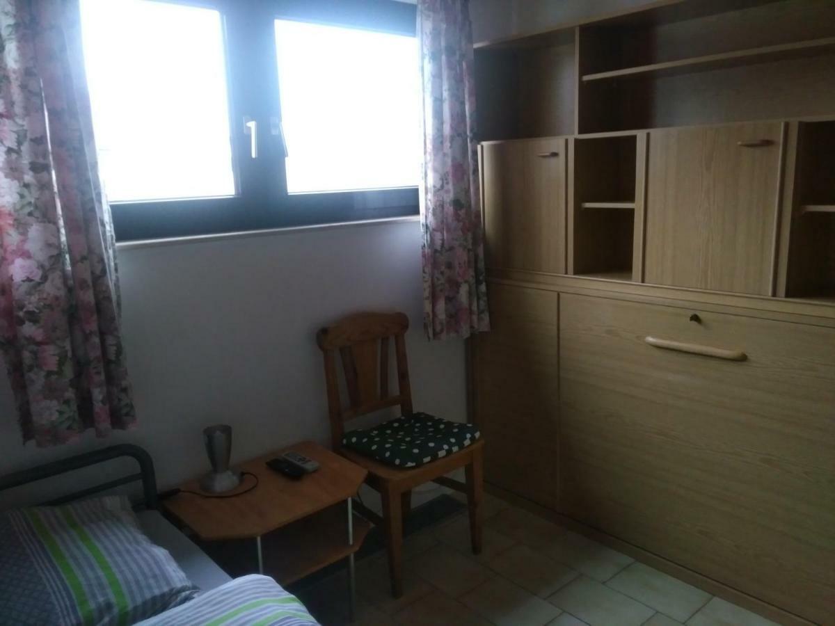 Bea'S Monteurzimmer Seckach Dış mekan fotoğraf
