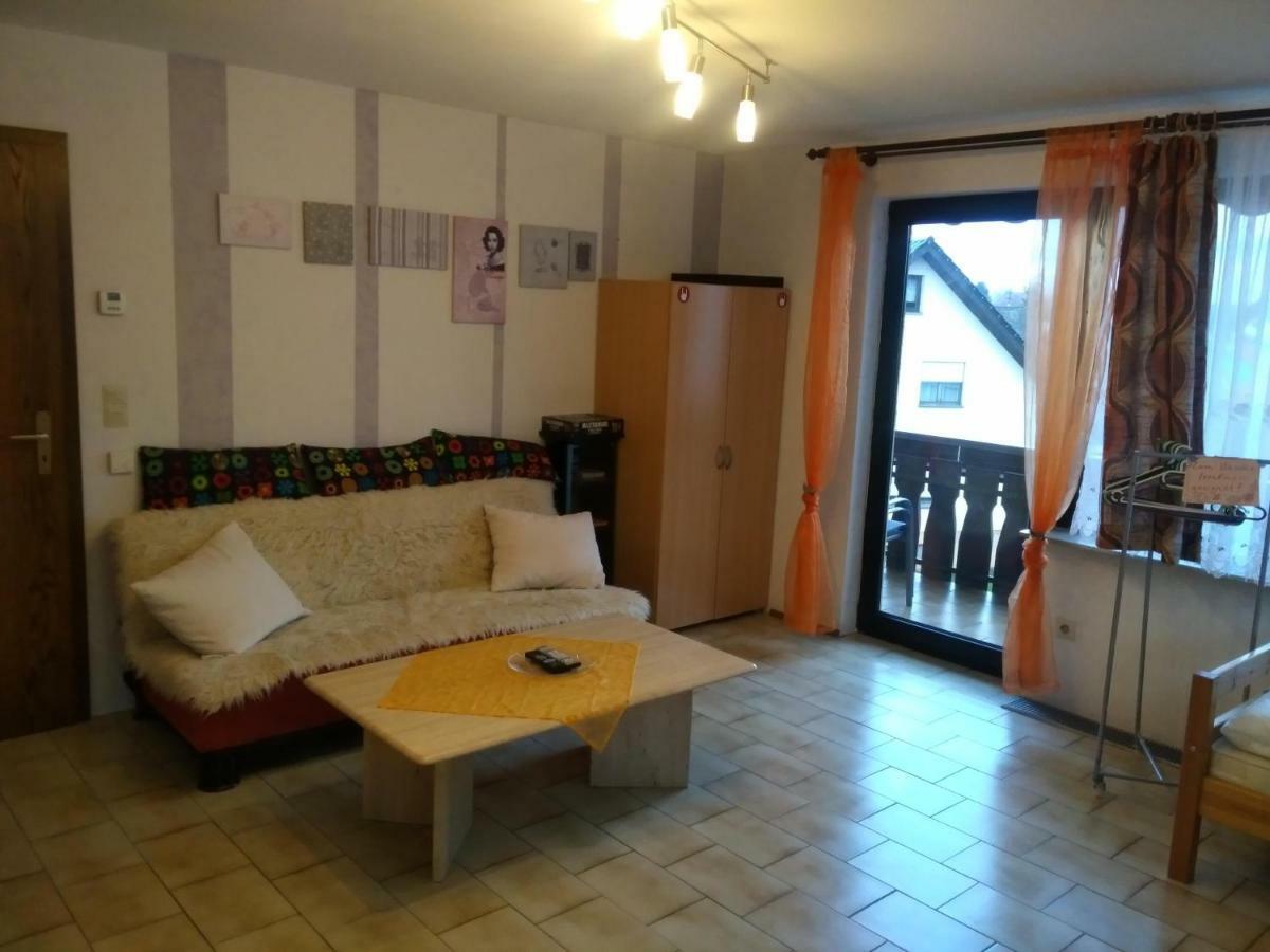 Bea'S Monteurzimmer Seckach Dış mekan fotoğraf